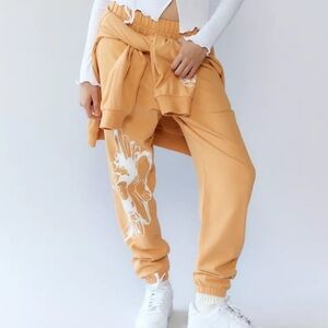 NWOT Boys Lie Redwood Sweatpant Size XS